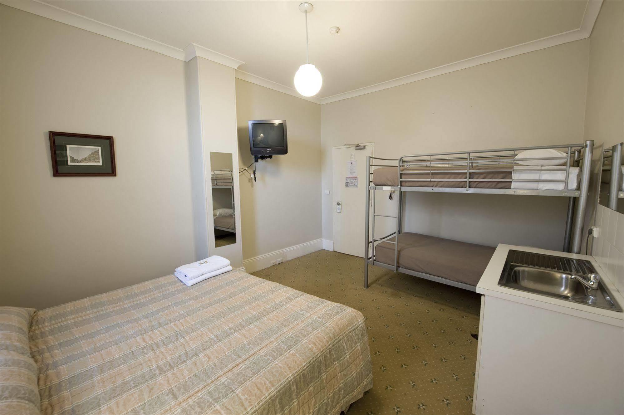 Woolbrokers Hostel Sydney Bagian luar foto