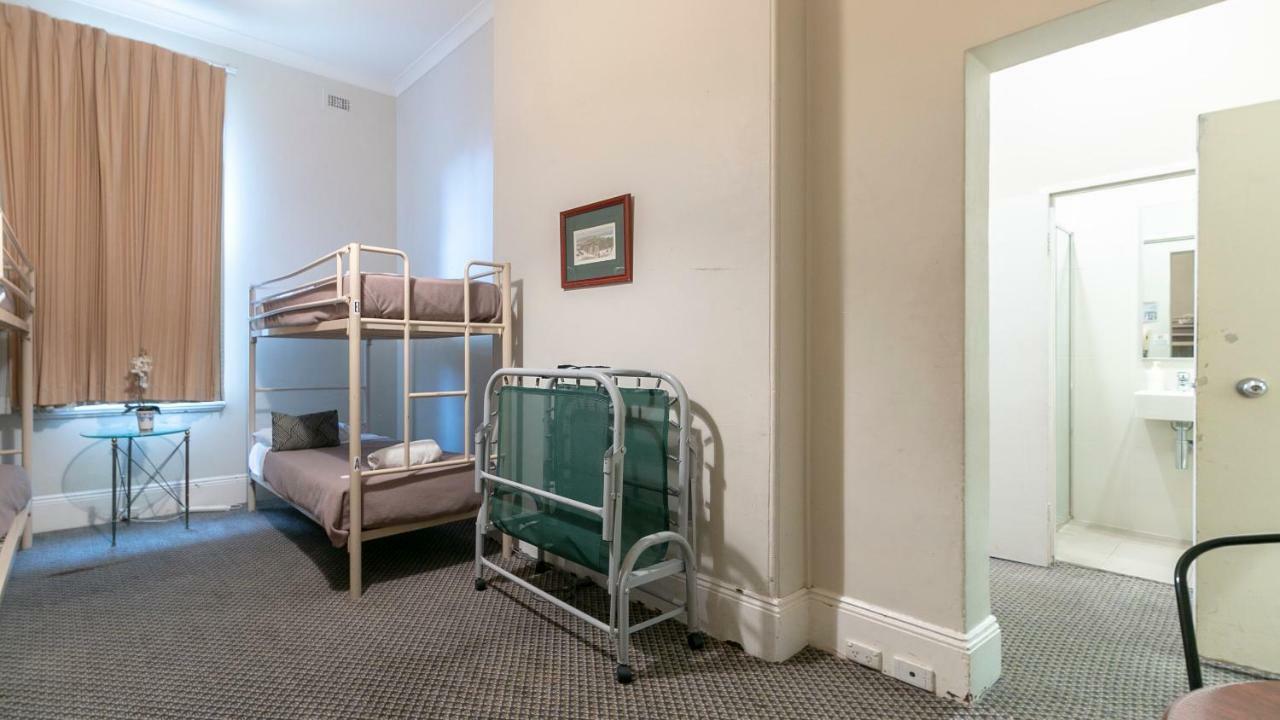 Woolbrokers Hostel Sydney Bagian luar foto