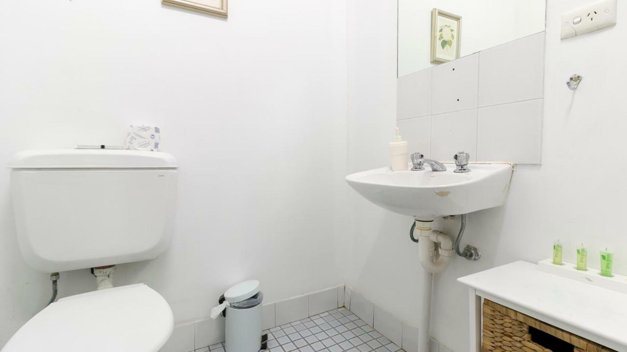Woolbrokers Hostel Sydney Bagian luar foto